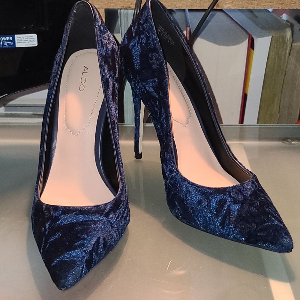 Aldo Stessy Crushed Navy Pumps 9M